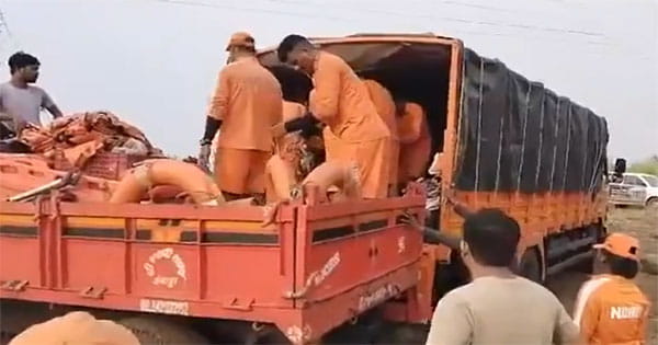 महाराष्ट्र के पुणे में दर्दनाक हादसा : उजनी डैम में नाव पलटने से दो बच्चों समेत 6 लोग डूबे, रेस्क्यू ऑपरेशन जारी