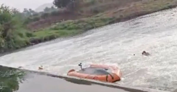महाराष्ट्र : नदी में युवक का शव खोजन पहुंचे SDRF की नाव पलटी, तीन की मौत