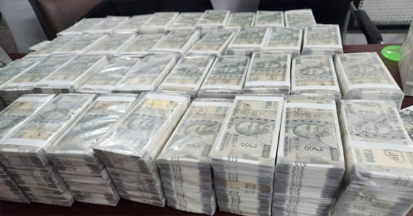 नागपुर में 25 लाख के नकली नोट जब्त, 44 बंडल के साथ 4 आरोपी गिरफ्तार