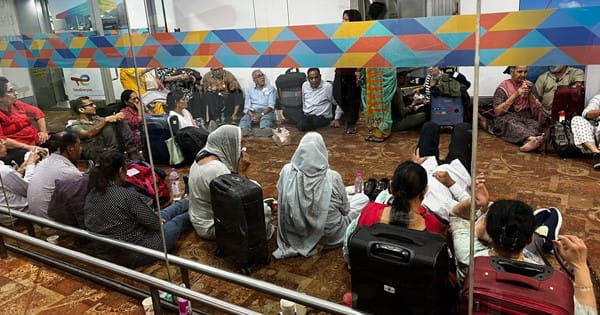 एअर इंडिया की दिल्ली-सैन फ्रांसिस्को फ्लाइट 20 घंटे लेट :  8 घंटे तक बिना AC विमान में रहे यात्री, कई पैसेंजर बेहोश