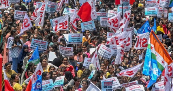 देश में एंटी-पेपर लीक कानून लागू, NEET, UGC-NET परीक्षा विवाद के बीच बड़ा फैसला, देर रात नोटिफिकेशन जारी