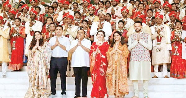 अनंत-राधिका की शादी के पहले अंबानी परिवार ने 50 कन्याओं का कराया विवाह