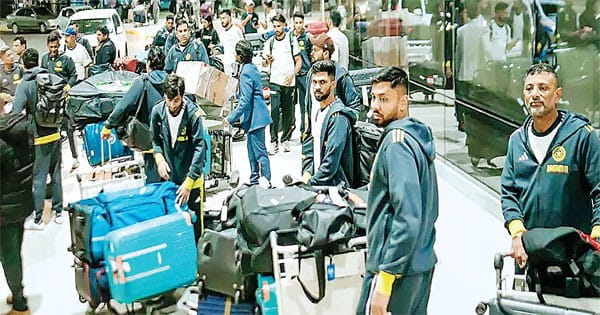 शुभमन गिल की अगुआई वाली टीम इंडिया 5 मैचों की टी20 सीरीज के लिए पहुंची हरारे