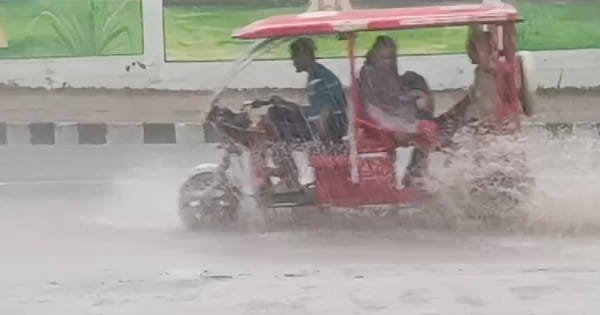 MP Weather Update : प्रदेश में आज झमाझम बारिश, 14 जिलों में भारी बारिश का अलर्ट, दो स्ट्रांग सिस्टम एक्टिव