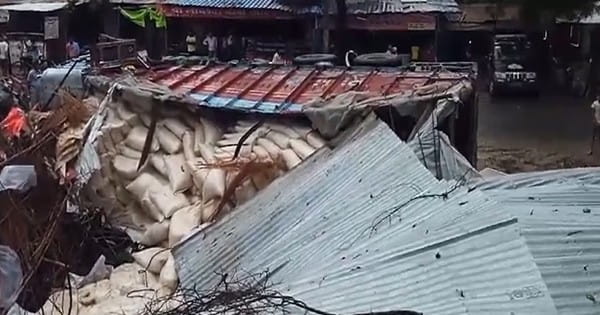 UP News : उन्नाव में झोपड़ी पर बेकाबू होकर ट्रक पलटा, महिला और उसके दो बेटों की मौत