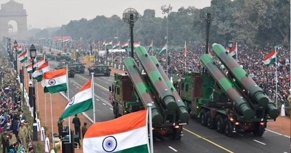 Defence Budget 2024 : देश का रक्षा बजट 6.21 लाख करोड़, जानिए मोदी 3.0 के पहले बजट से कितनी मजबूत होगी सेना