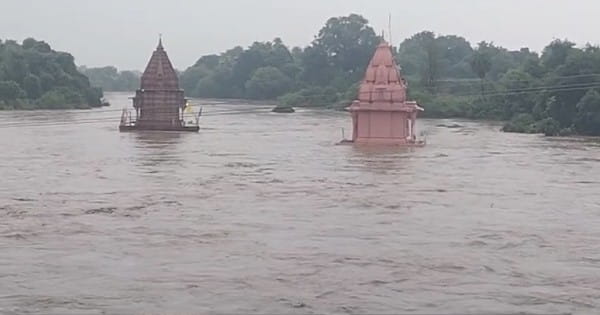 MP Weather : भारी बारिश से जनजीवन अस्त-व्यस्त, नदी-नाले उफान पर, मौसम विभाग ने जारी किया रेड अलर्ट