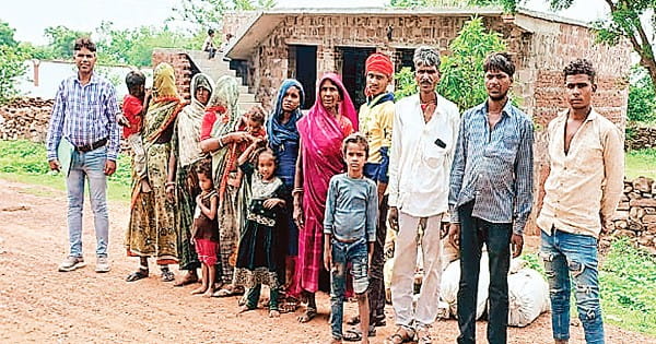 वकालत करते हुए मिला केस, जुनून ऐसा कि अब तक 750 बंधुआ मजदूर करा चुके हैं मुक्त
