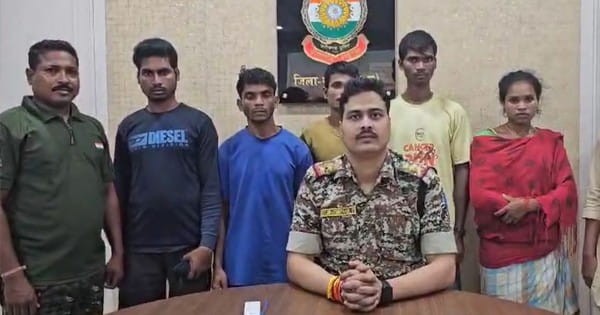 छत्तीसगढ़ में सुरक्षाबलों की बड़ी कार्रवाई, महिला समेत 5 नक्सली गिरफ्तार, एक पर 5 लाख का इनाम; विस्फोटक सामग्री भी बरामद