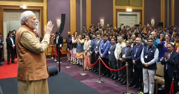 PM Modi Poland Visit : 'युद्ध, कोरोना कैसा भी संकट हो, पोलैंड में मोदी ने दिया दुनिया को दिया ह्यूमैनिटी फर्स्ट का मंत्र