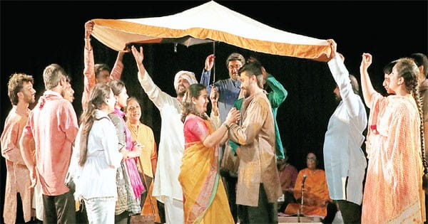 बव कारंत की ऑटोबायोग्राफी पर दी नाट्य प्रस्तुति, कन्नड़ और हिंदी में सुनाए डायलॉग