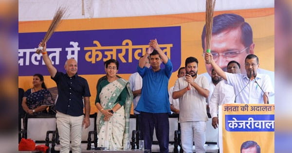 अरविंद केजरीवाल ने क्यों दिया इस्तीफा? जनता की अदालत में बताई वजह, मोहन भागवत से पूछे ये 5 सवाल