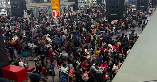 इंडिगो एयरलाइंस में सिस्टम आउटेज, बुकिंग और चेक-इन प्रोसेस में लग रहा काफी टाइम, यात्री परेशान