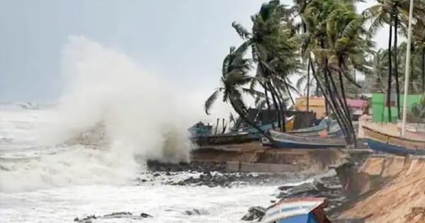 Cyclone Dana : साइक्लोन दाना मचाएगा तबाही? पश्चिम बंगाल से लेकर ओडिशा तक अलर्ट, कई ट्रेनें कैंसिल