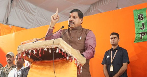 MP में सरकारी कर्मचारियों को दिवाली गिफ्ट, 4 फीसदी बढ़ाया DA, जनवरी 2024 से खाते में बढ़कर आएगी सैलरी