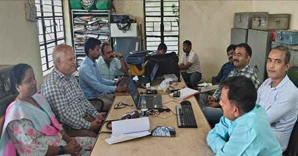 Morena News : लोकायुक्त ने सब-इंस्पेक्टर को 5 हजार की रिश्वत लेते रंगे हाथों पकड़ा, आरोपी को जेल नहीं भेजने के एवज में मांगी थी घूस