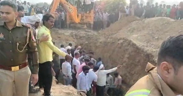 यूपी के कासगंज में दीवार ढहने से मलबे में दबकर चार महिलाओं की मौत