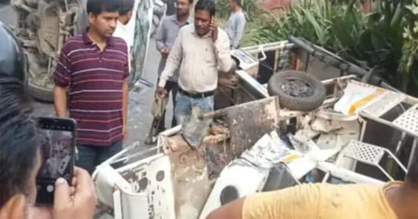 लखनऊ में ई-रिक्शा और कार के बीच टक्कर, 12 स्कूली बच्चे घायल