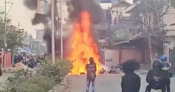 Manipur Violence : मणिपुर में अस्थिर हालात के बीच अमित शाह ने महाराष्ट्र में रैलियां रद्द कीं, डीजी CRPF मणिपुर रवाना