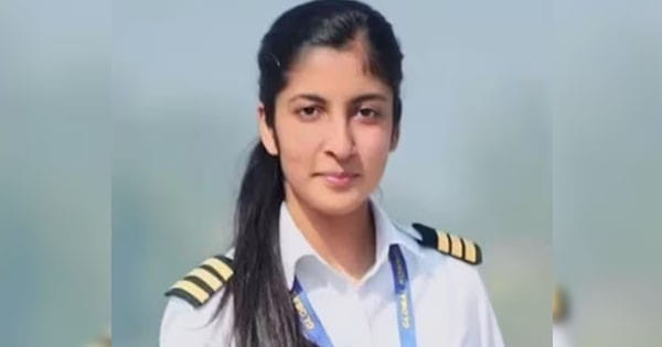 मुंबई : बॉयफ्रेंड के टॉर्चर से तंग आकर महिला पायलट ने किया सुसाइड, नॉनवेज खाने से भी करता था मना