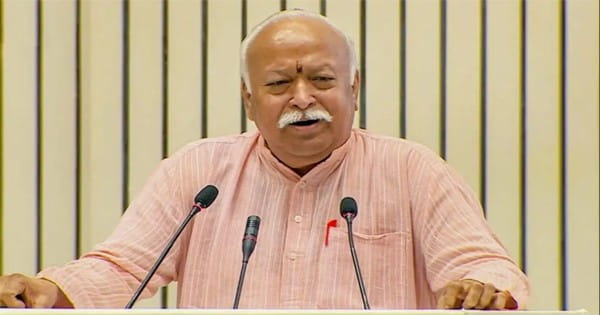 आरएसएस प्रमुख ने जनसंख्या वृद्धि दर में हो रही गिरावट पर जताई चिंता, कहा- दो से तीन बच्चे तो होने ही चाहिए