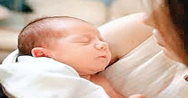 जापान में बच्चा पैदा करने हफ्ते में 4 दिन काम