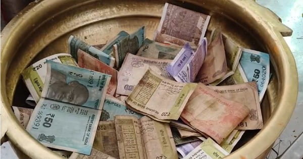 Indore News : खजराना गणेश मंदिर की दान-पेटियों से निकले 75 लाख रुपए, दान में भारी गिरावट, 43 में से 8 दान पेटियों की गिनती बाकी