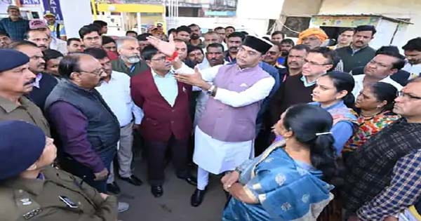 हमीदिया रोड की प्लानिंग पर भड़के मंत्री विश्वास सारंग, PWD चीफ इंजीनियर से पूछे कई सवाल