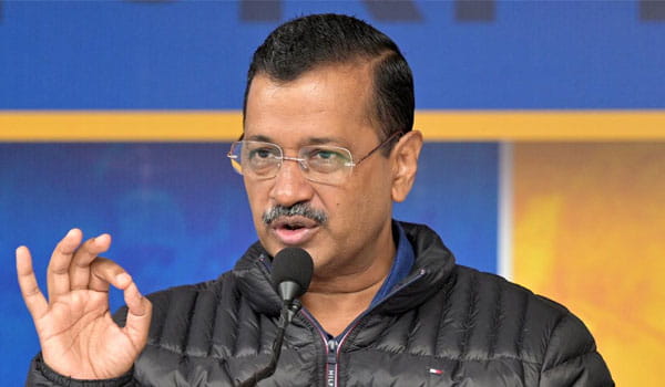 केजरीवाल ने कर दी एक और योजना की घोषणा: पुजारियों और ग्रंथियों को देंगे 18 हजार रुपए सैलरी, कल से शुरू होंगे रजिस्ट्रेशन