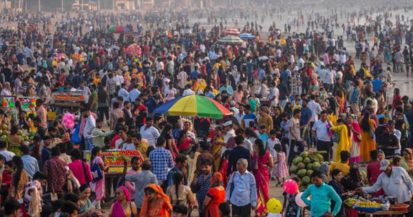 New Year 2025 : नए साल के पहले दिन इतनी बढ़ जाएगी दुनिया की आबादी, भारत का हाल जानकर चौंक जाएंगे
