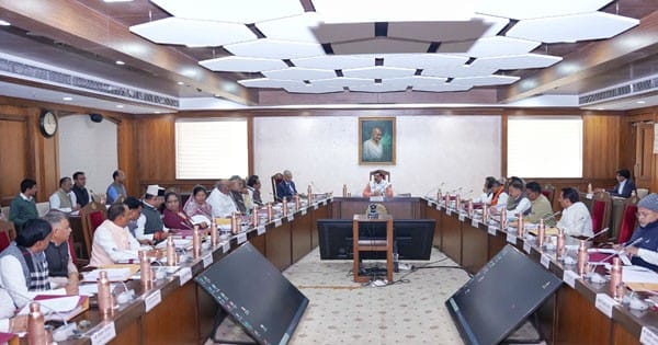 Mohan Cabinet Meeting : 2025 की पहली कैबिनेट बैठक में बड़े फैसले, युवाओं और किसानों पर फोकस, इन प्रस्तावों पर लगी मुहर