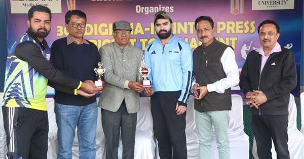 इंटर प्रेस क्रिकेट टूर्नामेंट 2025 : पीपुल्स ने विस्तार न्यूज को 7 विकेट से हराया, फराज और जमरान का दोहरा प्रदर्शन