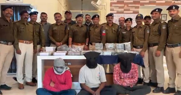बुरहानपुर : सूरत से अवैध हथियार सामग्री मंगवाने वाले गैंग का भंडाफोड़, 2 देसी पिस्टल, 899 बैरल और 451 शटर नली, 15.90 लाख का माल जब्त