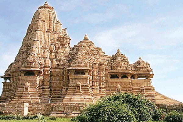 महाकुंभ के श्रद्धालुओं को रिझा रहे मप्र के सरहदी पर्यटन स्थल