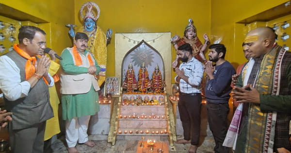 रामलला की प्राण-प्रतिष्ठा की पहली वर्षगांठ, भोपाल में जागृत हिंदू मंच ने किया दुग्ध अभिषेक और हनुमान चालीसा का पाठ