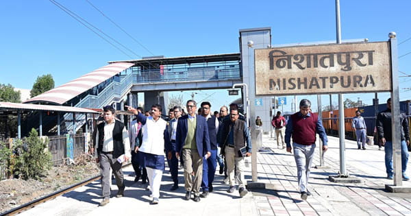 भोपाल का निशातपुरा रेलवे स्टेशन जल्द होगा शुरू, सांसद आलोक शर्मा ने किया विकास कार्यों का निरीक्षण, सेंट्रल वेयरहाउस के गोदाम को हटाने के दिए निर्देश