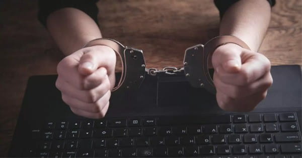 महाराष्ट्र के ठाणे में अवैध रूप से रह रहे बांग्लादेश के 9 नागरिक गिरफ्तार