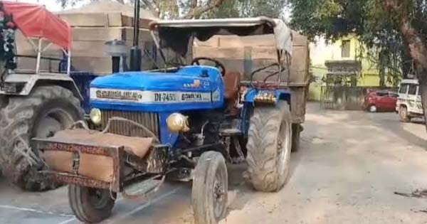 Bhind News : रेत माफिया का कलेक्टर की गाड़ी पर पथराव, सुरक्षाकर्मियों ने हवाई फायर से बदमाशों को खदेड़ा