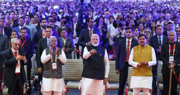 GIS 2025 : पीएम मोदी ने ट्रिपल T पर दिया जोर, निवेशकों से कहा- 'एमपी में निवेश का यही सही समय', पैसा रिटर्न की अपार संभावनाएं