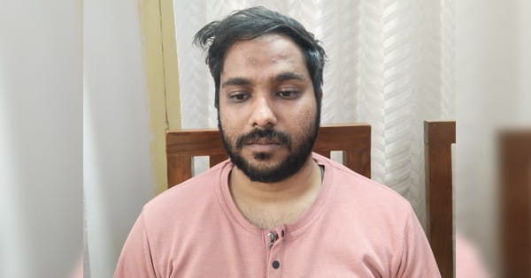 इंदौर लोकायुक्त की बड़ी कार्रवाई, पटवारी 10 हजार की रिश्वत लेते रंगे हाथों गिरफ्तार, सीमांकन के लिए मांगे थे 40 हजार
