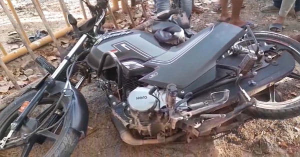 मुरैना में कंटेनर ने बाइक को मारी टक्कर, पिता-पुत्र की मौत, मजदूरी करने जा रहे थे दोनों, परिजनों ने किया थाने का घेराव