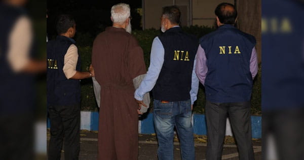 26/11 हमले का दोषी तहव्वुर राणा की पहली तस्वीर आई सामने, गिरफ्तारी के बाद भारत लाया गया, NIA कोर्ट में होगी पेशी
