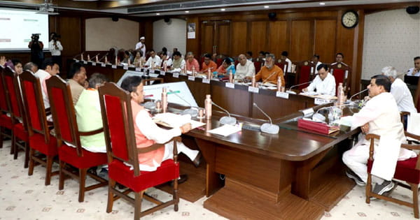 MP कैबिनेट बैठक में ट्रांसफर पॉलिसी को मंजूरी, पराली जलाने पर होगी सख्ती, कर्मचारियों को 55% महंगाई भत्ता