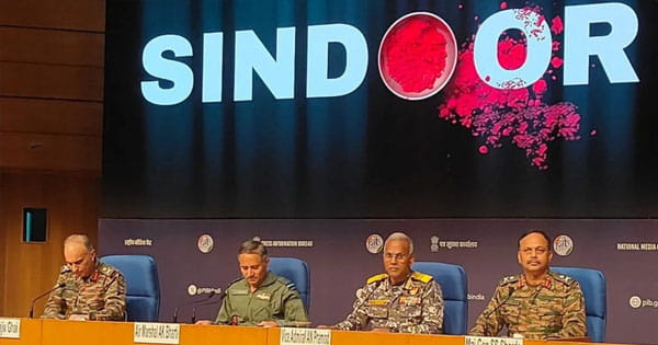 ऑपरेशन सिंदूर पर DGMO की ब्रीफिंग : आतंकियों को ही बनाया निशाना, PAK ने लड़ाई को अपनी बना ली; चीनी हथियारों से किया हमला