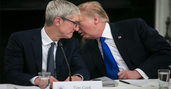 भारत में iPhone मैन्युफैक्चरिंग पर ट्रंप की नाराजगी, टिम कुक से बोले- अमेरिका में बढ़ाएं प्रोडक्शन, भारत अपना ख्याल खुद रख सकता है
