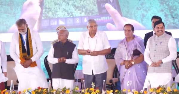 उपराष्ट्रपति धनखड़ ने ‘कृषि उद्योग समागम 2025’ का किया उद्घाटन, बोले- ऑपरेशन सिंदूर से दुनिया को भारत की ताकत का अहसास हुआ