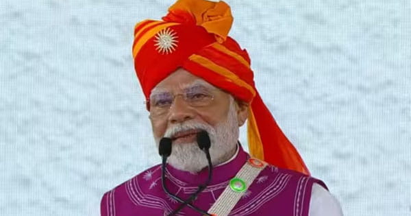 दाहोद में पीएम मोदी बोले- सिंदूर मिटाने वाले का मिटना तय: ऑपरेशन सिंदूर भारतीयों की भावना की अभिव्यक्ति है, आतंकी ठिकाने 22 मिनट में नस्तेनाबूत