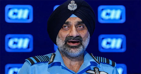 एयरफोर्स चीफ का बड़ा बयान, एक भी डिफेंस प्रोजेक्ट समय पर पूरा नहीं हुआ, तेजस MK1A की डिलीवरी में भारी देरी