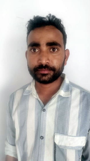 इंस्टाग्राम से दोस्ती:फिर ब्लैकमेल कर दुष्कर्म करने वाला आरोपी यूपी से गिरफ्तार ,10 हजार का था इनामी