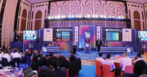 IPL Auction 2022 : U19 स्टार राज बावा को मुंबई ने 2 करोड़ में खरीदा, कोलकाता को फाइनल में पहुंचाने वाले मॉर्गन रहे अनसोल्ड